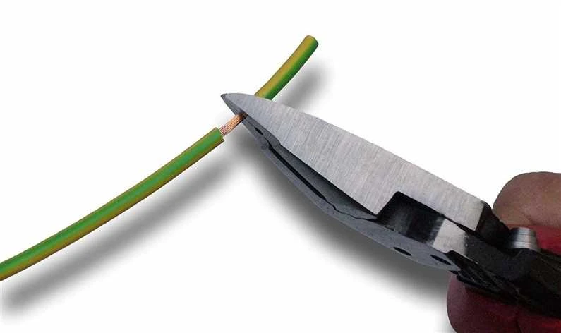 „Unbekannt Orbis Evomaxx 21-185/40RV C60 VDE“ šoniniai pjaustytuvai, 180 mm. Šoniniai pjaustytuvai – būtinas universalus panaudojimas; plona galvutė, skirta naudoti sunkiai prieinamose vietose, kampuoti, kalti, VDE; Plona galvutė, skirta naudoti sunkiai prieinamose vietose.