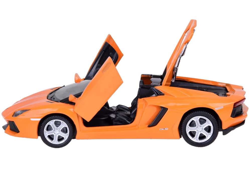 Jokomisiada automobilio metalinis modelis Lamborghini Aventador Roadster 1:32 interaktyvus ZA5053