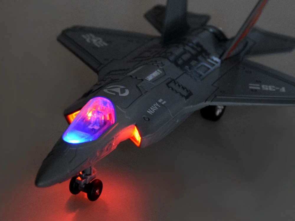 Jokomisiada Metalinis karinis naikintuvas F-25 ZA4326 CY