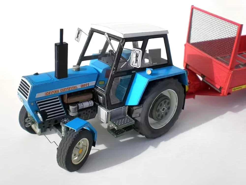 Jokomisiada Collectible modelis kit TRAKTOR Zetor Crystal 8011 1:32 ZA5889