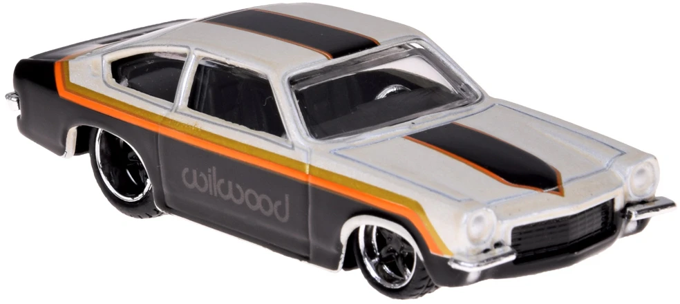 Jokomisiada Licencijuoti metaliniai automobiliai 1:64 – „Chevrolet Nomad 1955“ ir „Vega 1971