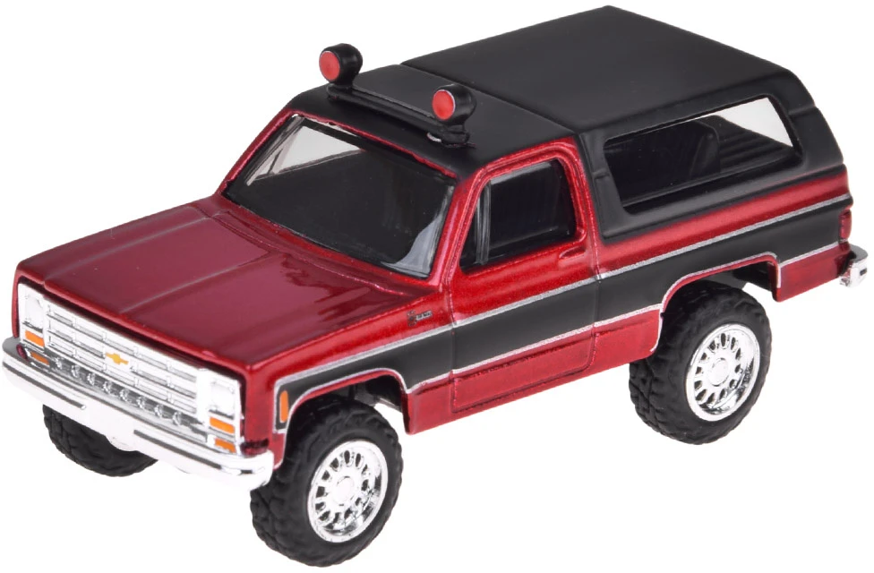Jokomisiada Maisto Licensed Metal car Chevrolet K5 Blazer + boat 1:64 ZA5964