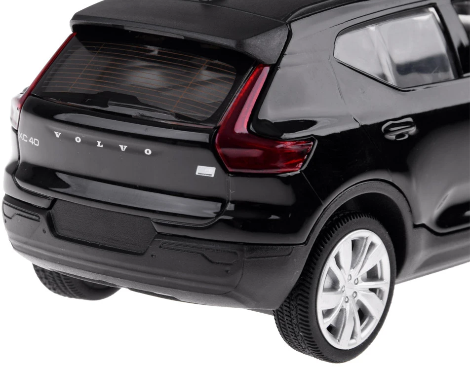 Jokomisiada Metalo automobilio modelis „Volvo XC40“ įkrovimo skalė 1:32 skamba šviesiai ZA4614