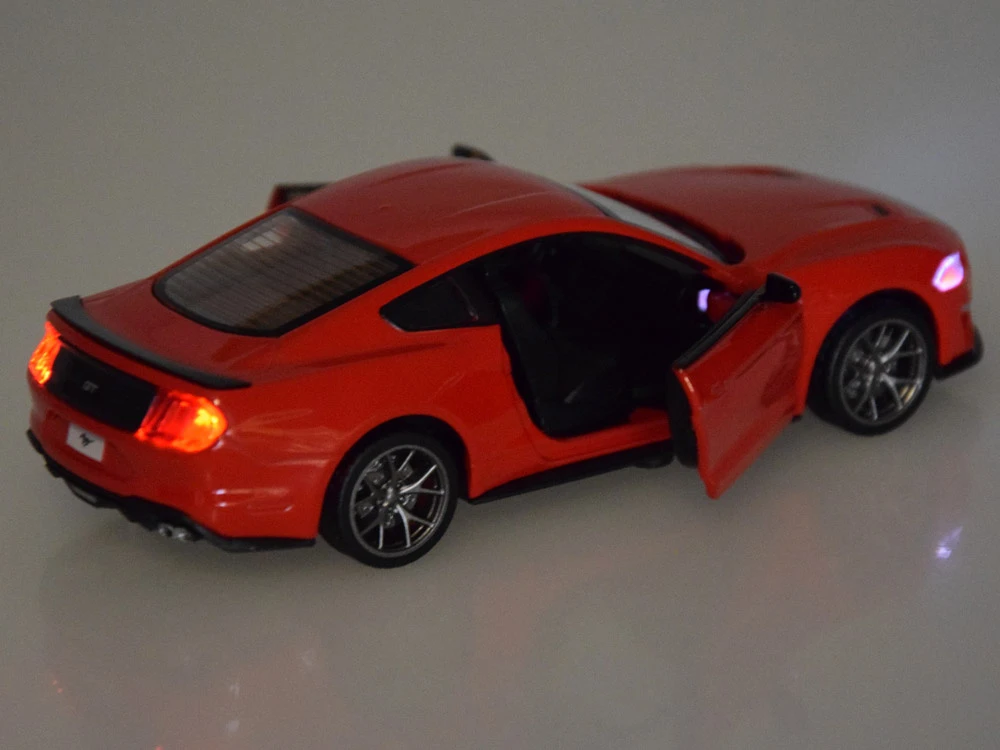 Jokomisiada Metalo automobilio modelis 2018 m