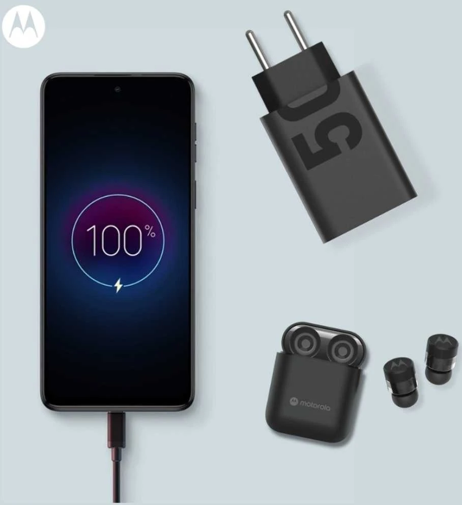 Įkroviklis Motorola TurboPower 50W dvigubas USB-C/USB-A su USB-C laidu 1m juodos spalvos