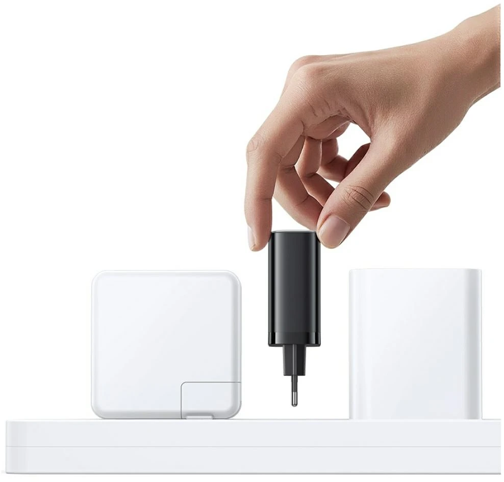 Laidinis įkroviklis USAMS Xiang Series CC296 30W 1xUSB-C 1xUSB-A + USB-C cable baltos spalvos
