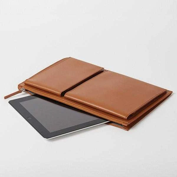 Lexon Flat krepšys kompiuteriui 14" rudos spalvos LN2503M