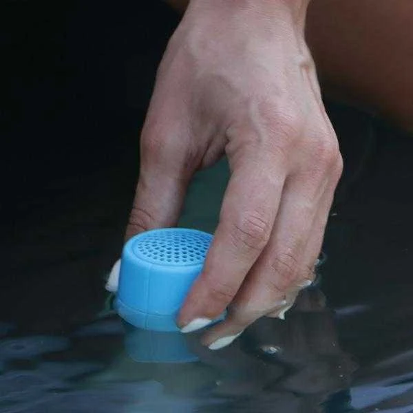 Lexon Mino X nešiojama kolonėlė Bluetooth žydros spalvos LA120B9