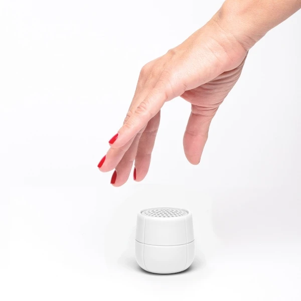 Lexon Mini X Bluetooth kolonėlė baltos spalvos LA120MW