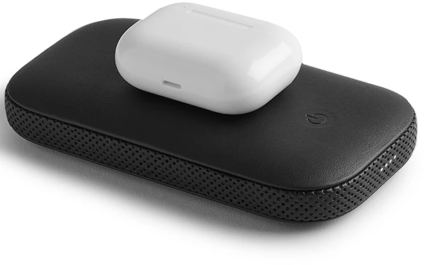 Lexon Powersound indukcinė išorinė baterija 5000 mAh su „Bluetooth“ garsiakalbiu, juodos spalvos LA128N