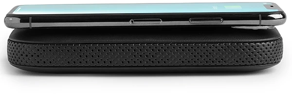 Lexon Powersound indukcinė išorinė baterija 5000 mAh su „Bluetooth“ garsiakalbiu, juodos spalvos LA128N