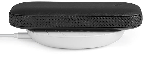 Lexon Powersound indukcinė išorinė baterija 5000 mAh su „Bluetooth“ garsiakalbiu, juodos spalvos LA128N