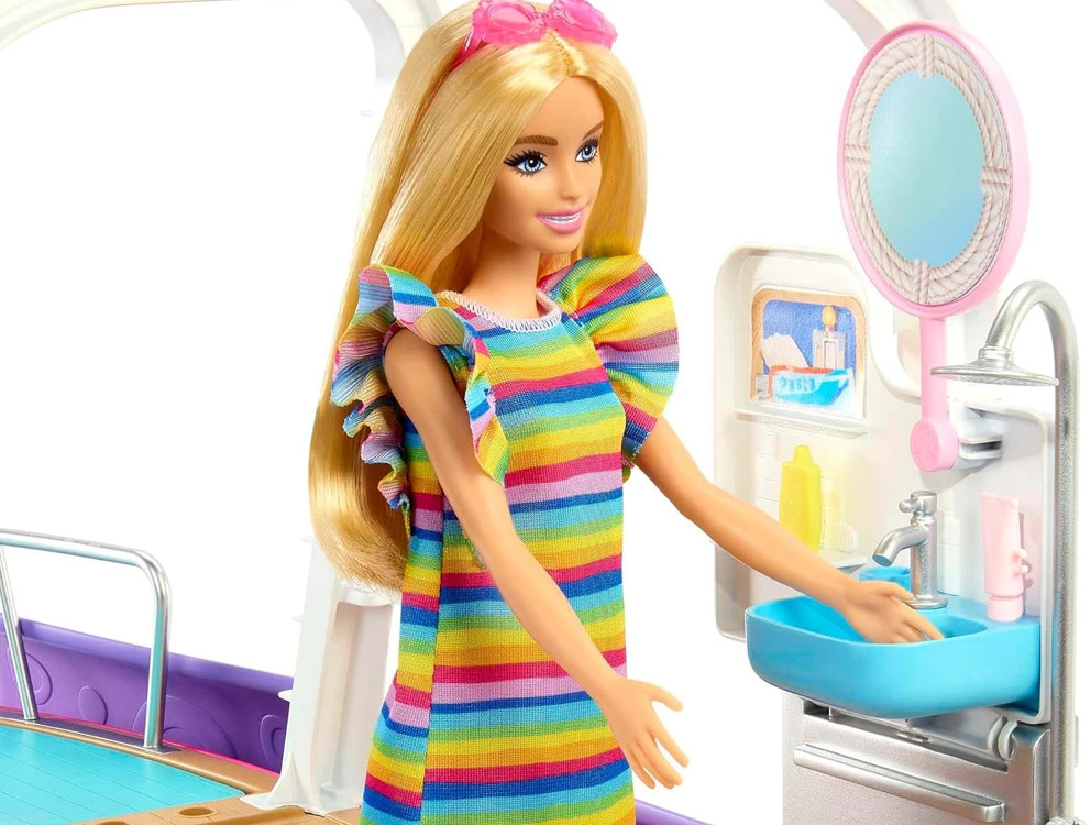 Mattel Barbie - DreamBoat Playset (HJV37)