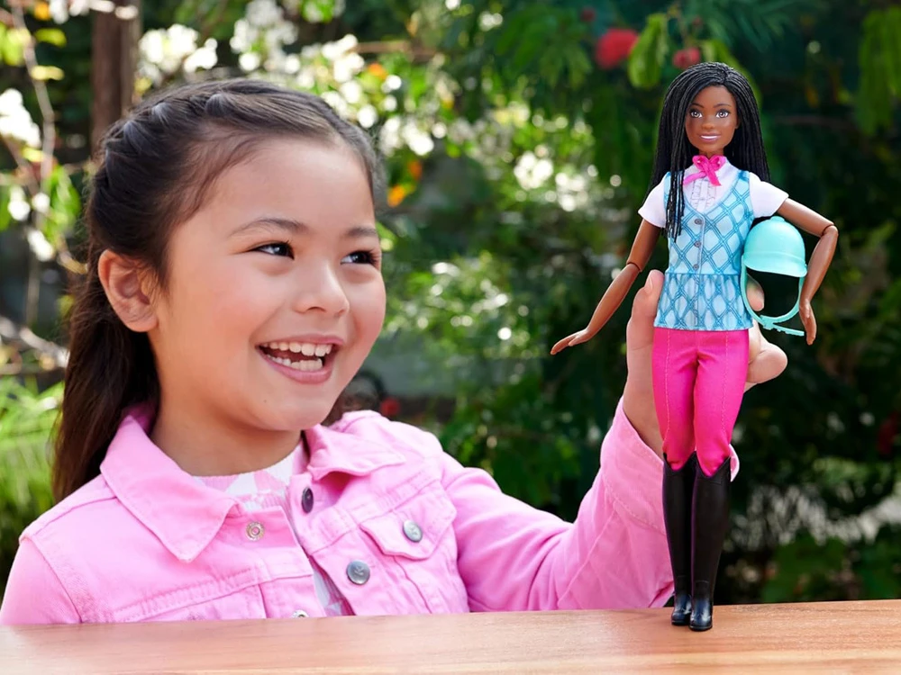 Mattel Barbie Mysteries Brooklyn mados žokėjaus lėlė ZA6179