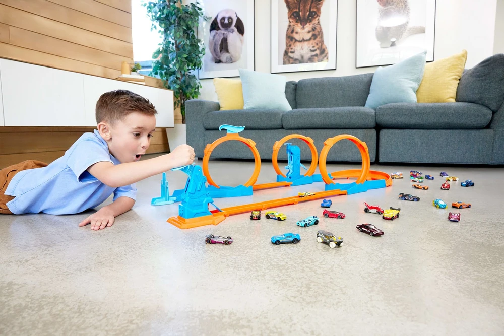 Mattel HOT WHEELS trąsų prailginimų rinkinys – Trys kilpos (JDW39)