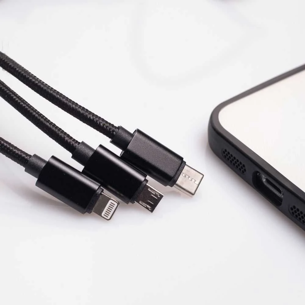 Maxlife Nylon 3in1 USB laidas A tipas - microUSB + Lightning + USB tipas C - juodas - 1m