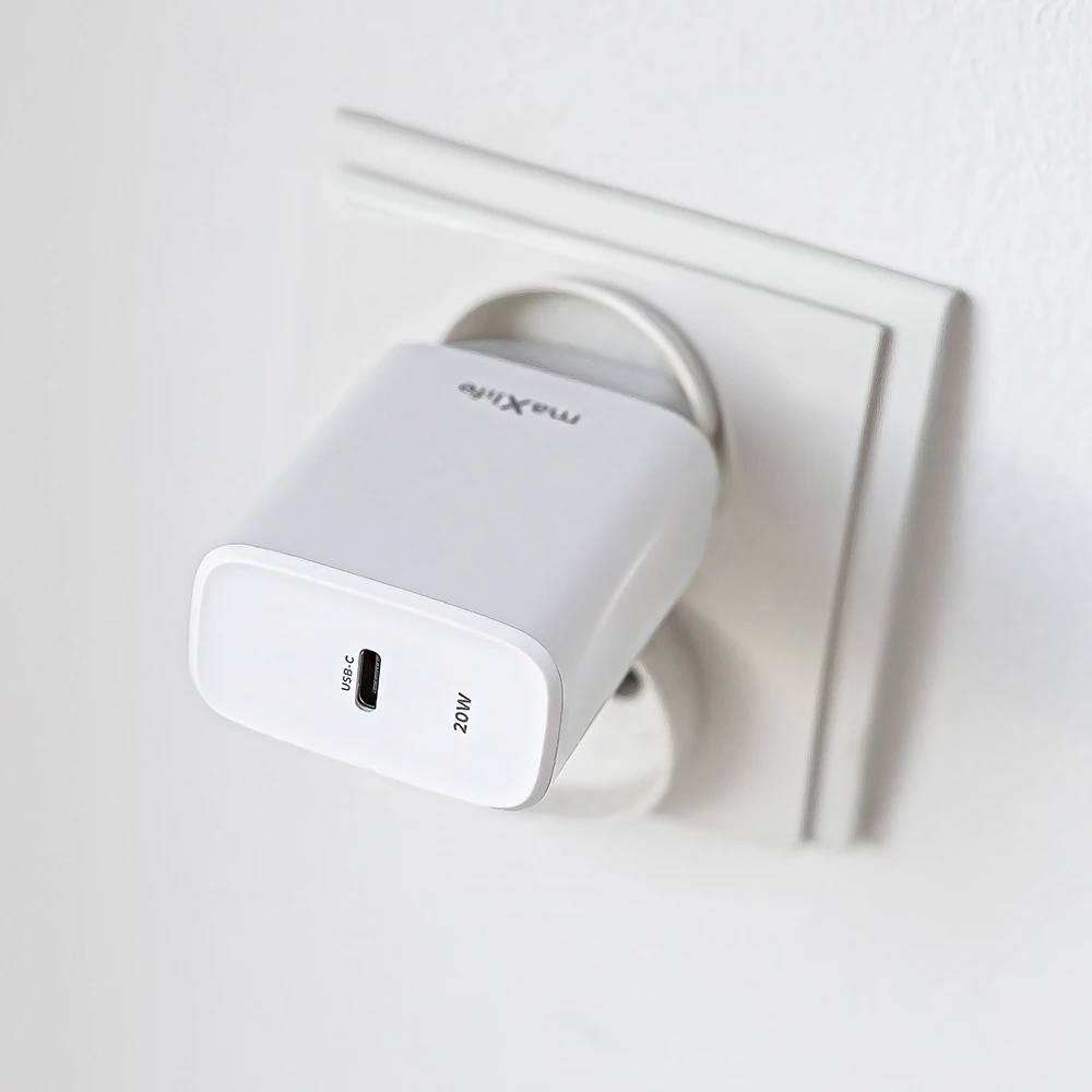 Maxlife MXTC-10-20C PD QC įkroviklis 1x USB-C 20W baltas