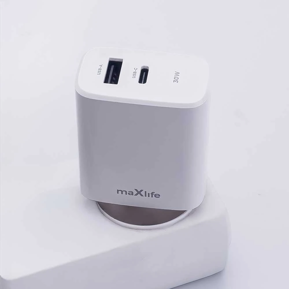 Maxlife MXTC-10-30AC PD QC įkroviklis 1x USB-C 1x USB 30W baltas