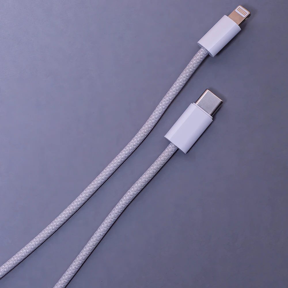 Maxlife MXUC-06 laidas USB-C – Lightning 1,0 m 20W pilkas nailoninis