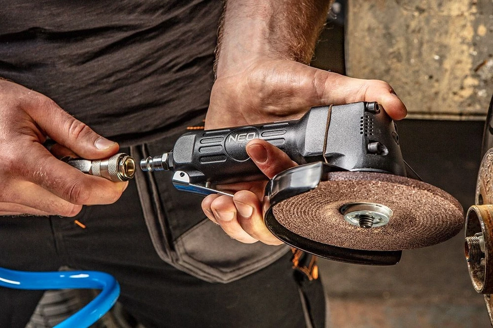 Neo Tools Šlifuoklis Pneumatinis kampinis šlifuoklis 125 mm, 11 000 aps./min.