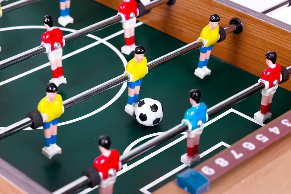 Mini stalo futbolas 70×35 cm medinis stalo futbolas, ECOTOYS