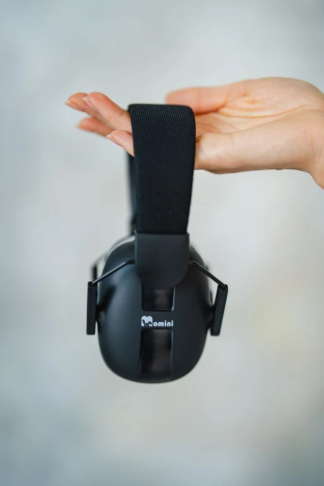 Momini kids noise-reducing earmuffs Milo Juodas