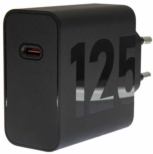 Motorola TurboPower kelioninis įkroviklis USB-C 125W su USB-C/USB-C kabeliu juodos spalvos