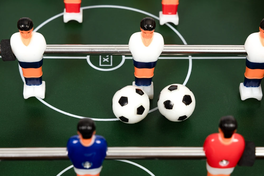 Multistore Mini stalo futbolas vaikams du kamuoliukai