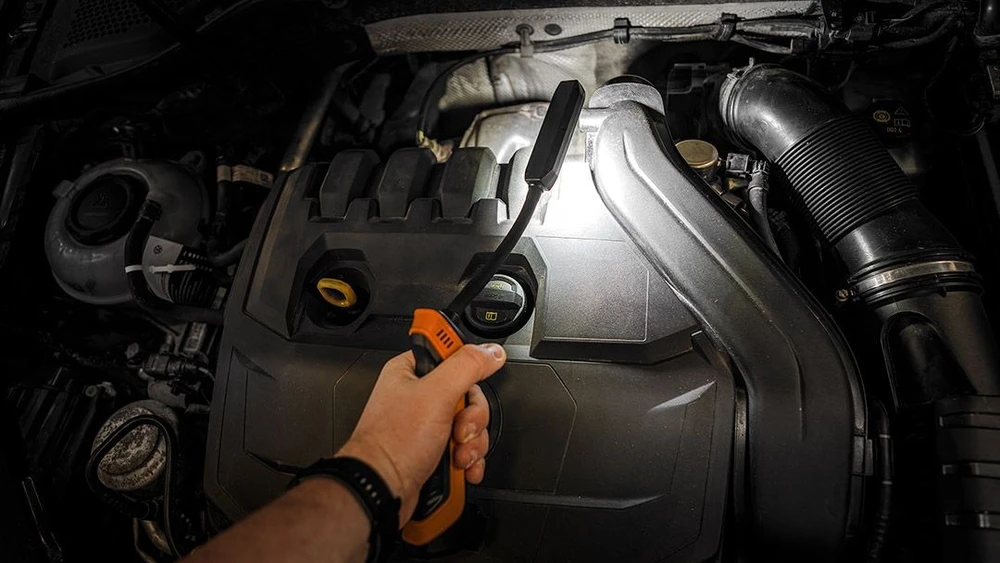 Neo Tools Lampa Įkraunamas dirbtuvių šviestuvas 400 lm COB + žibintuvėlis