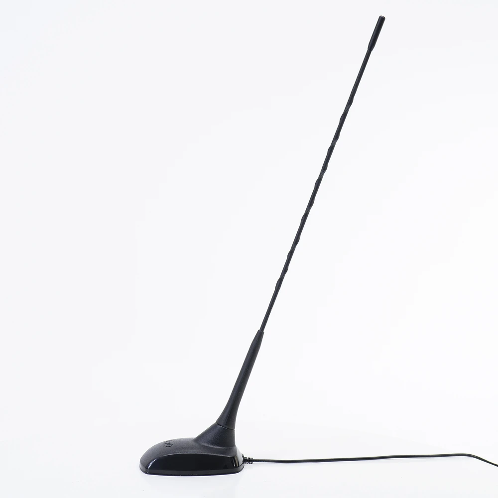 Nešiojama CB radijo stotelė PNI Escort HP 82, kelių standartų, 4W, 12V, AM-FM su PNI Extra 48 CB antena