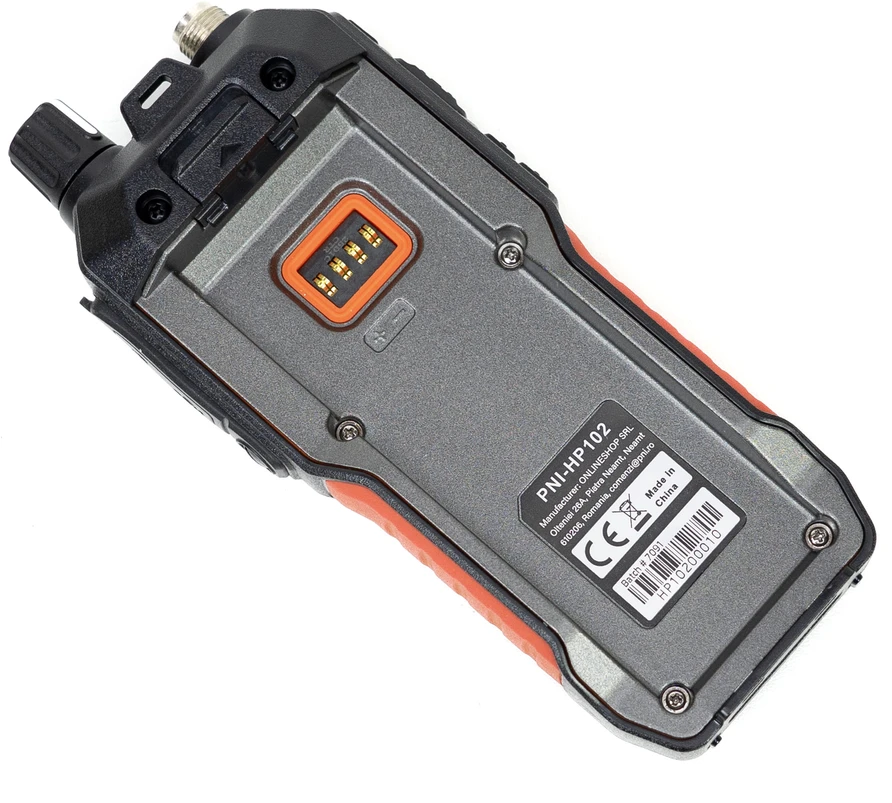 Nešiojama CB radijo stotelė PNI Escort HP 102 multi standard, 4W, 12V, AM-FM, NRC, Dual Watch, Roger Beep, reguliuojamas ASQ SQ, VOX