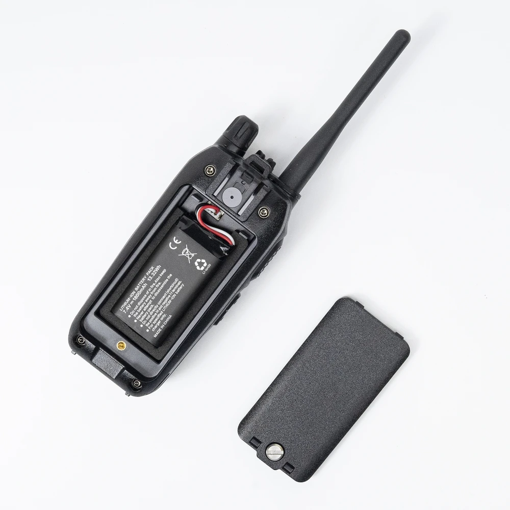 Nešiojama radijo stotelė PNI PMR R70 PRO 446MHz, 0.5W, 99 kanalai, 16 PMR ir 50 CTCSS bei 104 DCS tonai, IP67