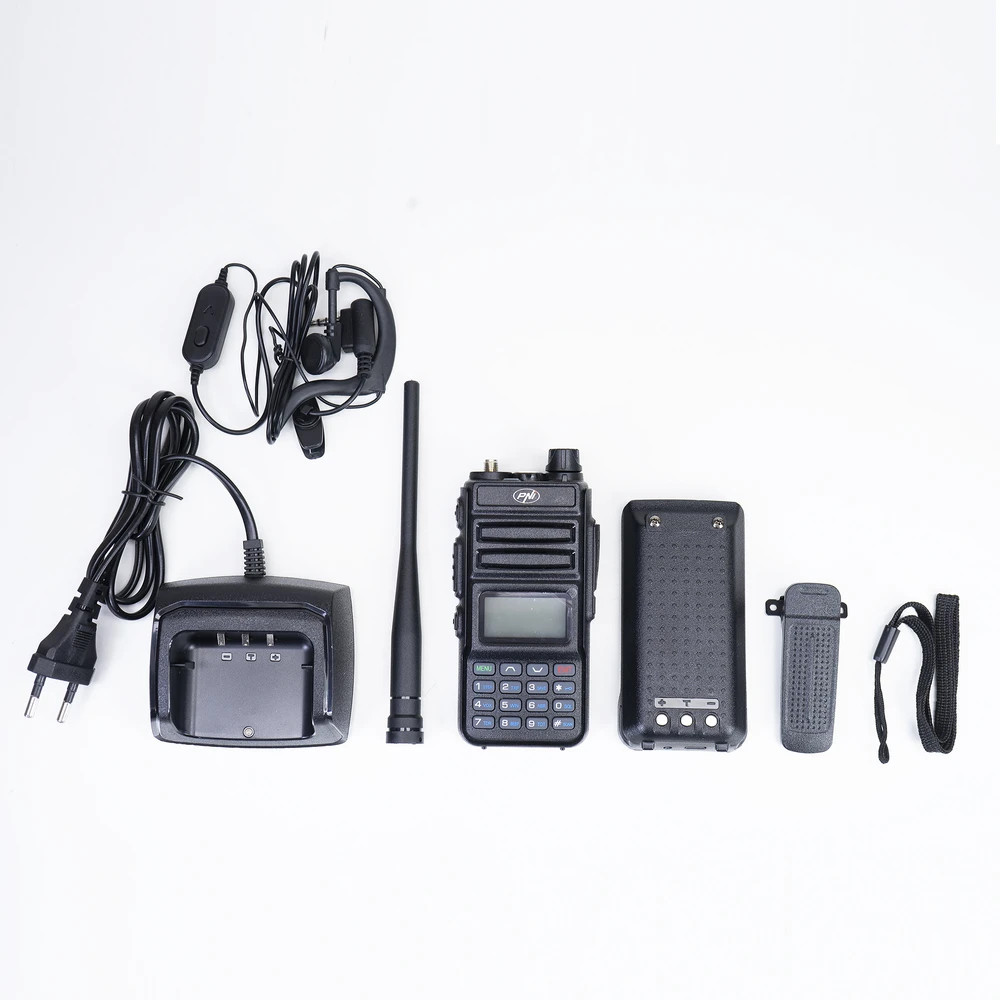 Nešiojama VHF / UHF radijo stotelė PNI P15UV dviejų dažnių, 144-146MHz / 430-440Mhz, 999 kanalų, su 1500 mAh baterija