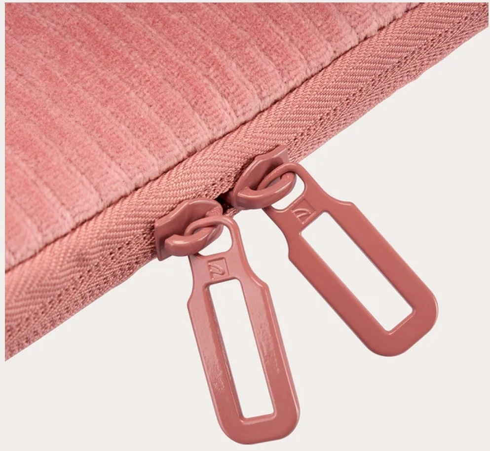 Nešiojamas kompiuteris Bag Tucano Velluto 2 Sleeve 16″ skirtas MacBook rožinės spalvos