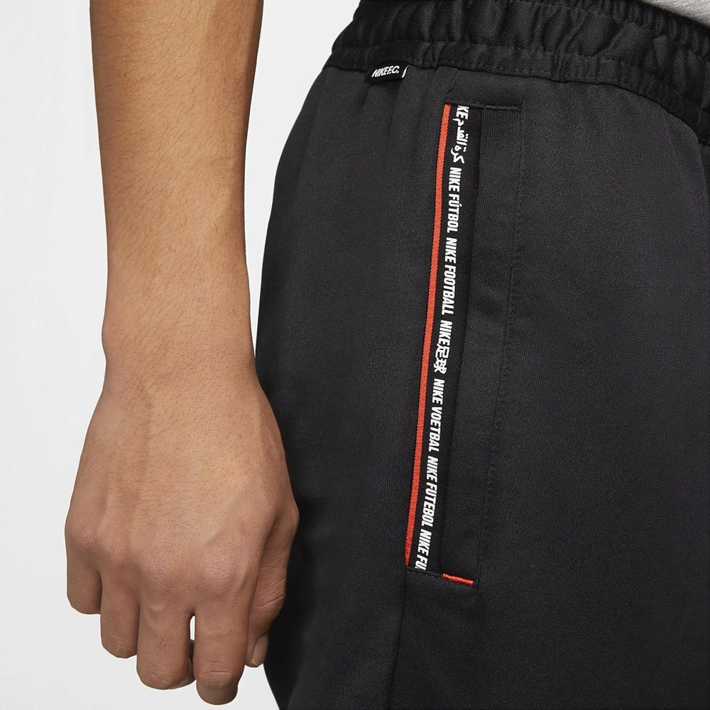 NII Nike DD9541-010 Kištukinis