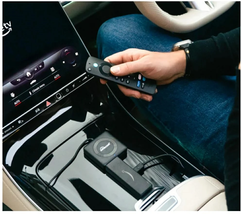 Ottocast CA361-C4 automobilinis televizorius Mate CarPlay juodas