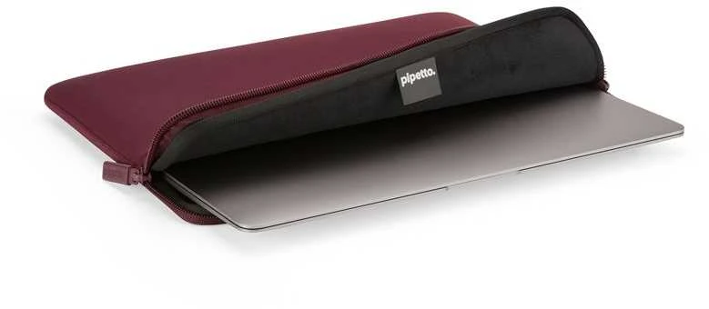 Pipetto Classic Fit dėklas, burgundy – Apple MacBook 13/14