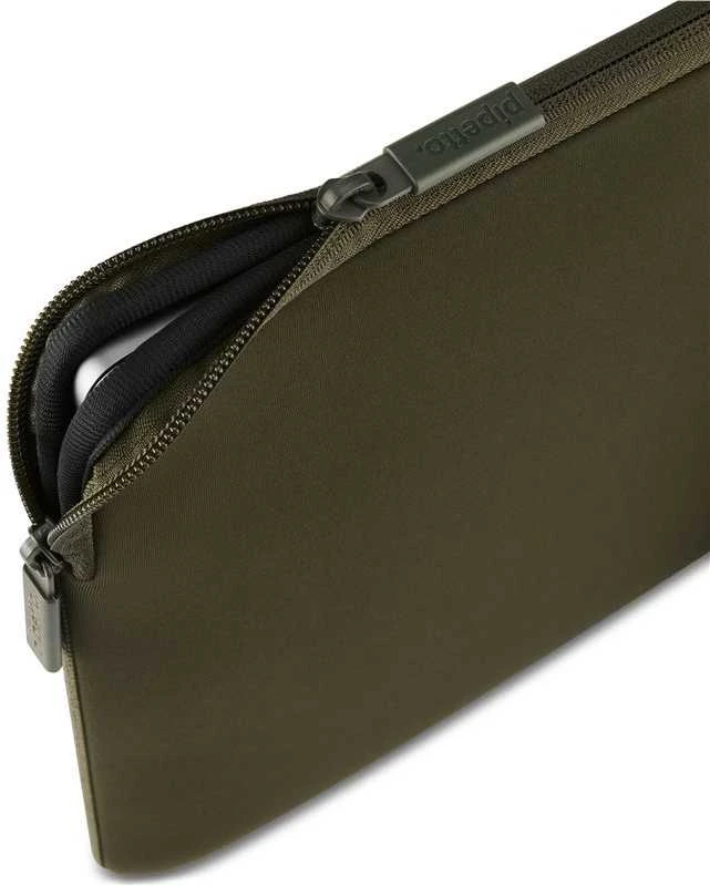 Pipetto Classic Fit dėklas, dark žalias – Apple MacBook 13/14