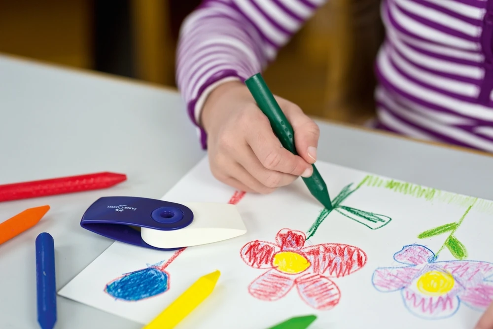 *Plastikinės kreidelės Faber-Castell Grip Jumbo, tribriaunės, 12 spalvų