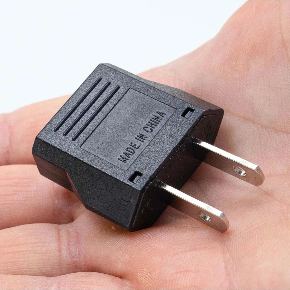 PNI 220V Europos-JAV kištukinis adapteris