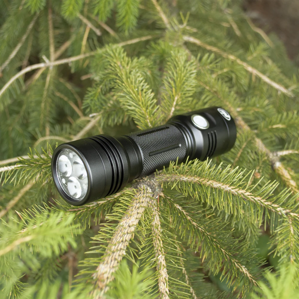 PNI Adventure F200 aliumininis dvigubas žibintuvėlis su LED, 4000mAh baterija ir pridedamu „Sticky Pad Flag“
