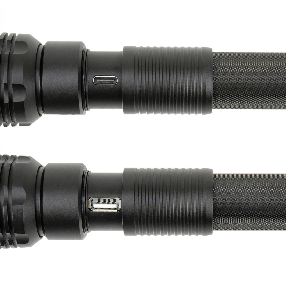 PNI Adventure F450 aliumininis žibintuvėlis su fokusavimo ir BOOST funkcija, 20 W LED, 1500 lm iki 450 m, išorinė baterija su USB išvestimi, micro USB įkrovimas, 4400 mAh baterija komplekte, veikia 10 valandų nepertraukiamai
