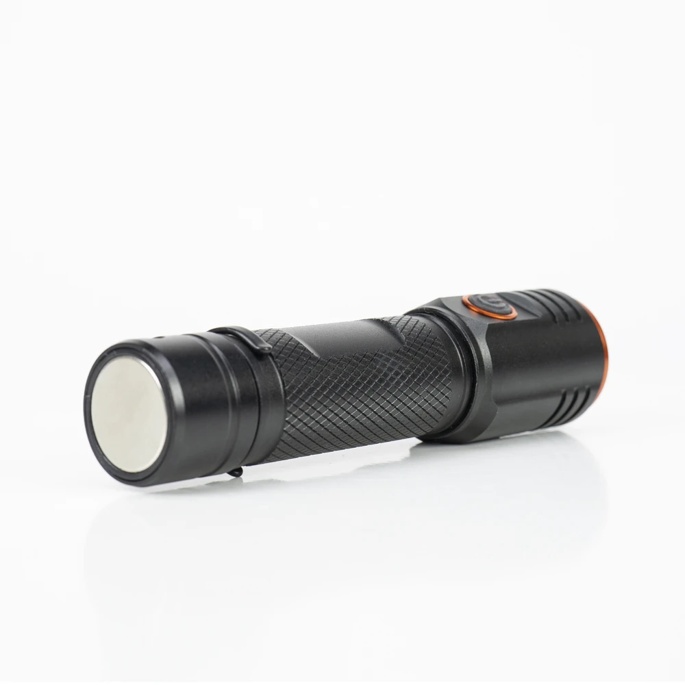PNI Adventure F650 LED žibintuvėlis su 20W LED, 2000lm, aliuminis, IPX6, baterija pridedama, USB C tipo įkrovimas