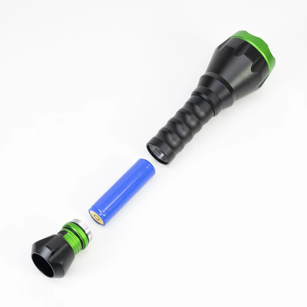 PNI Adventure F750 aliumininis žibintuvėlis su žalia šviesa, LED 10W, 500 lm, iki 850 m, IP44, komplekte 4000mAh baterija, įkrovimas per USB Type-C, žalia šviesa puikiai tinka medžioklei