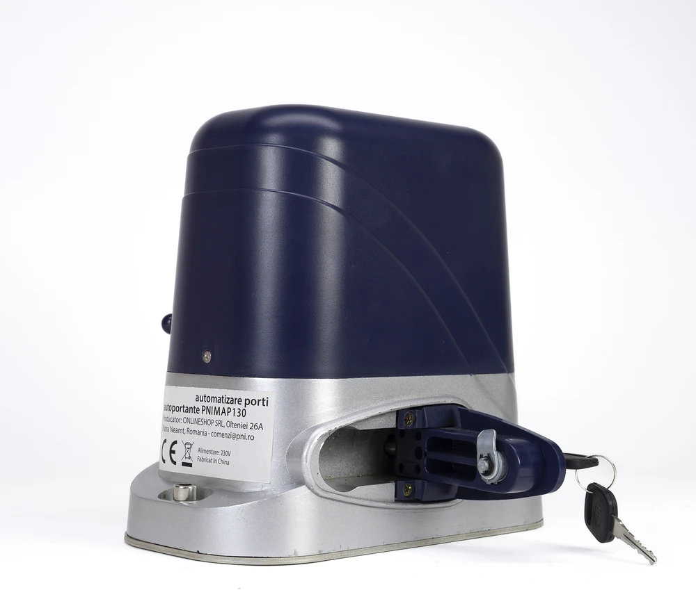 PNI AP800D vartų automatikos komplektas, kurį sudaro 4 m metalinis krumpliastiebis, fotoelementai, nuotolinio valdymo pultas, signalinė lemputė, 230V variklis, 1100 N jėga ir 800 kg stumdomiems vartams