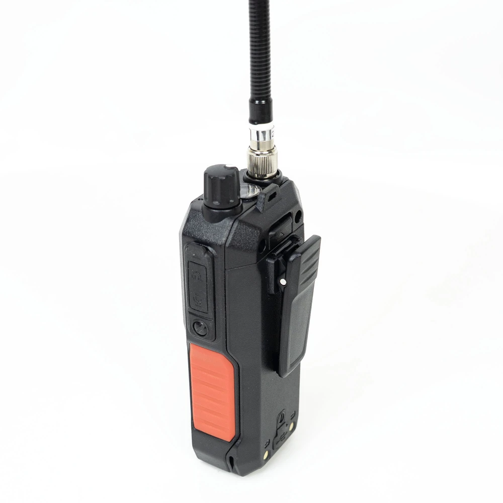 PNI Escort HP 102 kelių standartų nešiojama CB radijo stotelė, 4W, 12V-24V, AM-FM su PNI ML29 CB antena su magnetu