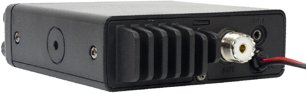 PNI Escort HP 5500 CB radijo stotelė ir CB PNI ML100 antena, ilgis 100 cm, su pridedamu magnetiniu pagrindu