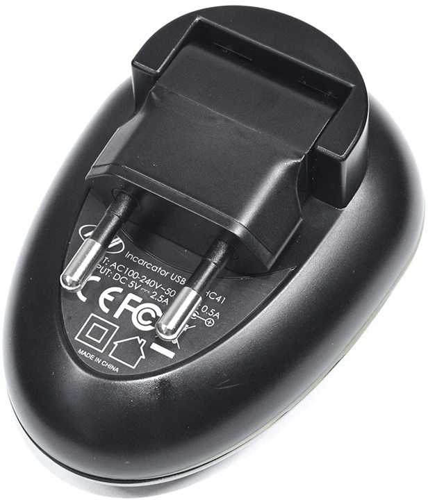 PNI HC41 USB įkroviklis telefonams, planšetiniams kompiuteriams, fotoaparatams