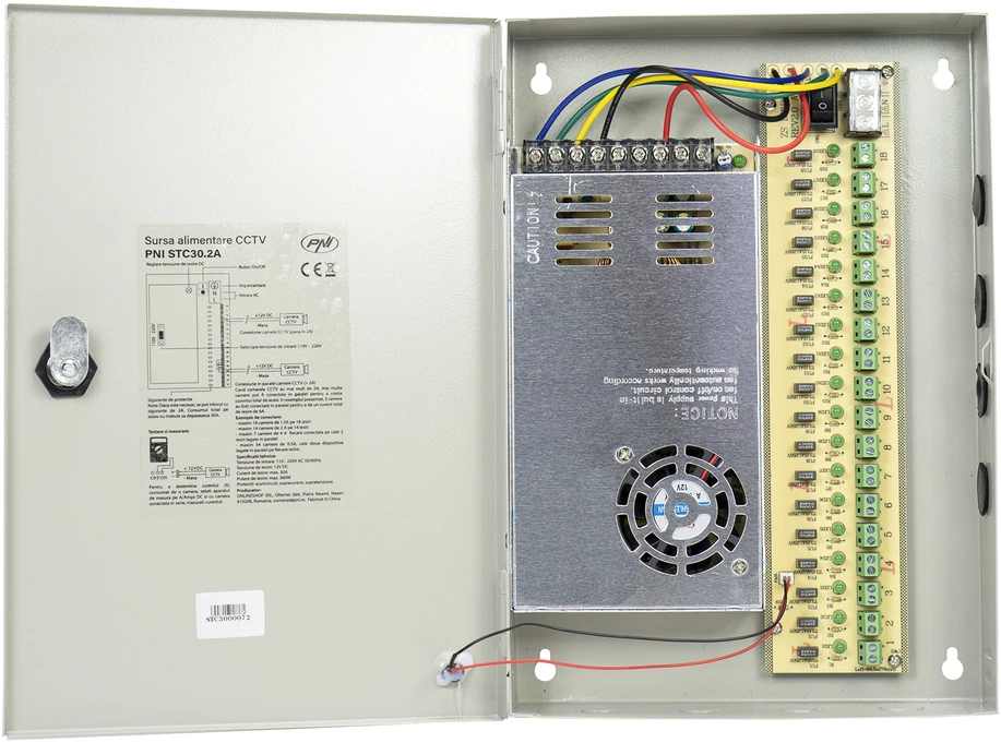 PNI House IP816 NVR rinkinys su 16 PNI IP740 4MP kamerų, maitinimo šaltiniu, komutatoriumi, kabeliais, kištukais ir skirstytuvais