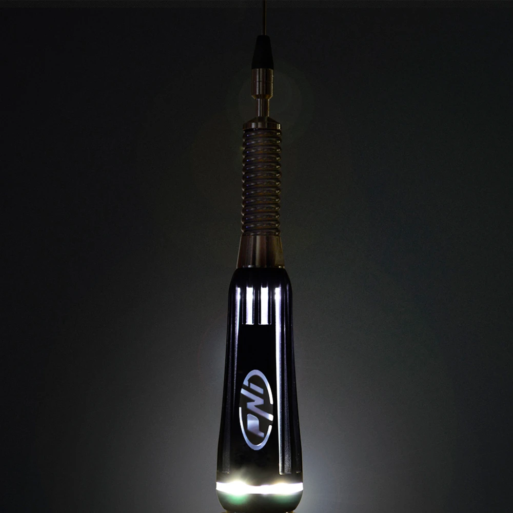 PNI LED 1000 CB sulankstoma antena, 100 cm ilgio, su kabeliu ir fiksuotu „drugelio“ tipo laikikliu, 26-30 MHz, 300 W, šviečia siuntimo metu